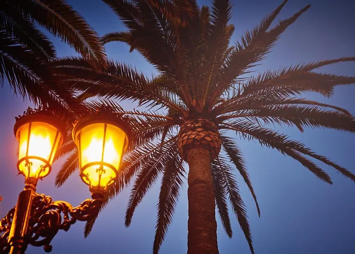 Balcon De Europa Apartmán *